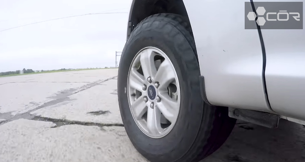 Bridgestone Dueler AT Revo 3 dry test