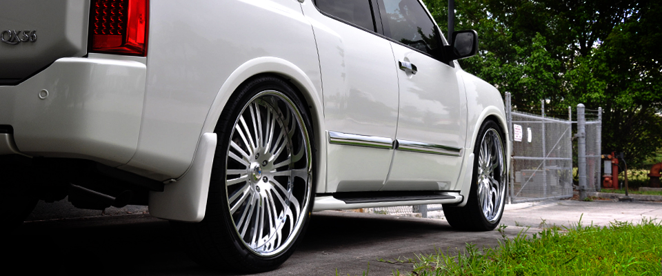 Valhalla in 26" on Infiniti QX56